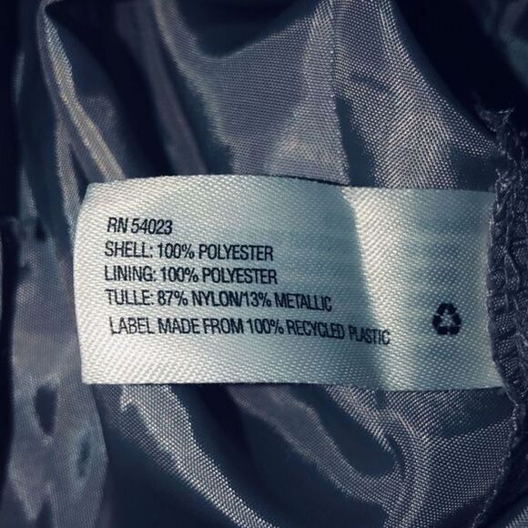 Baby gap 2T grey dress, with glittery tulle ruffles - Picture 2 of 7